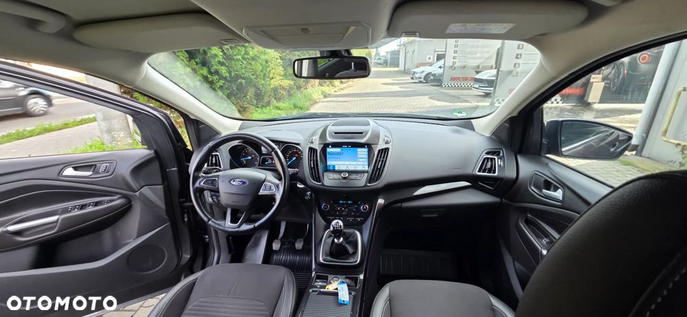 Ford Kuga 1.5 EcoBoost FWD Edition ASS MMT6 - 34