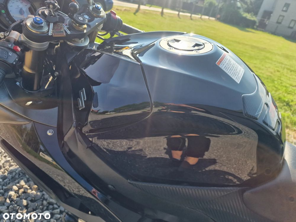 Suzuki GSX-R - 11