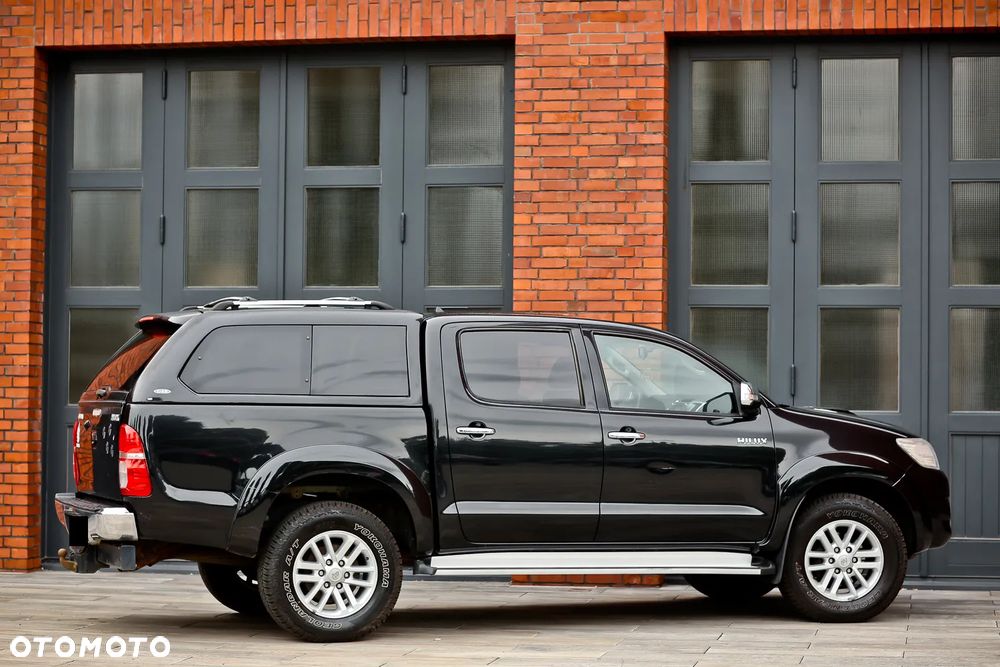 Toyota Hilux 3.0 D-4D Adventure - 12