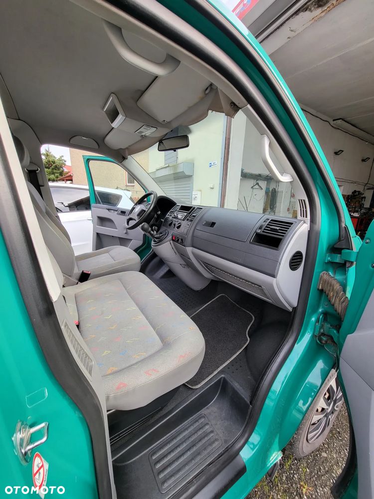 Volkswagen Transporter T5 TDI L1H1 Mixt - 6
