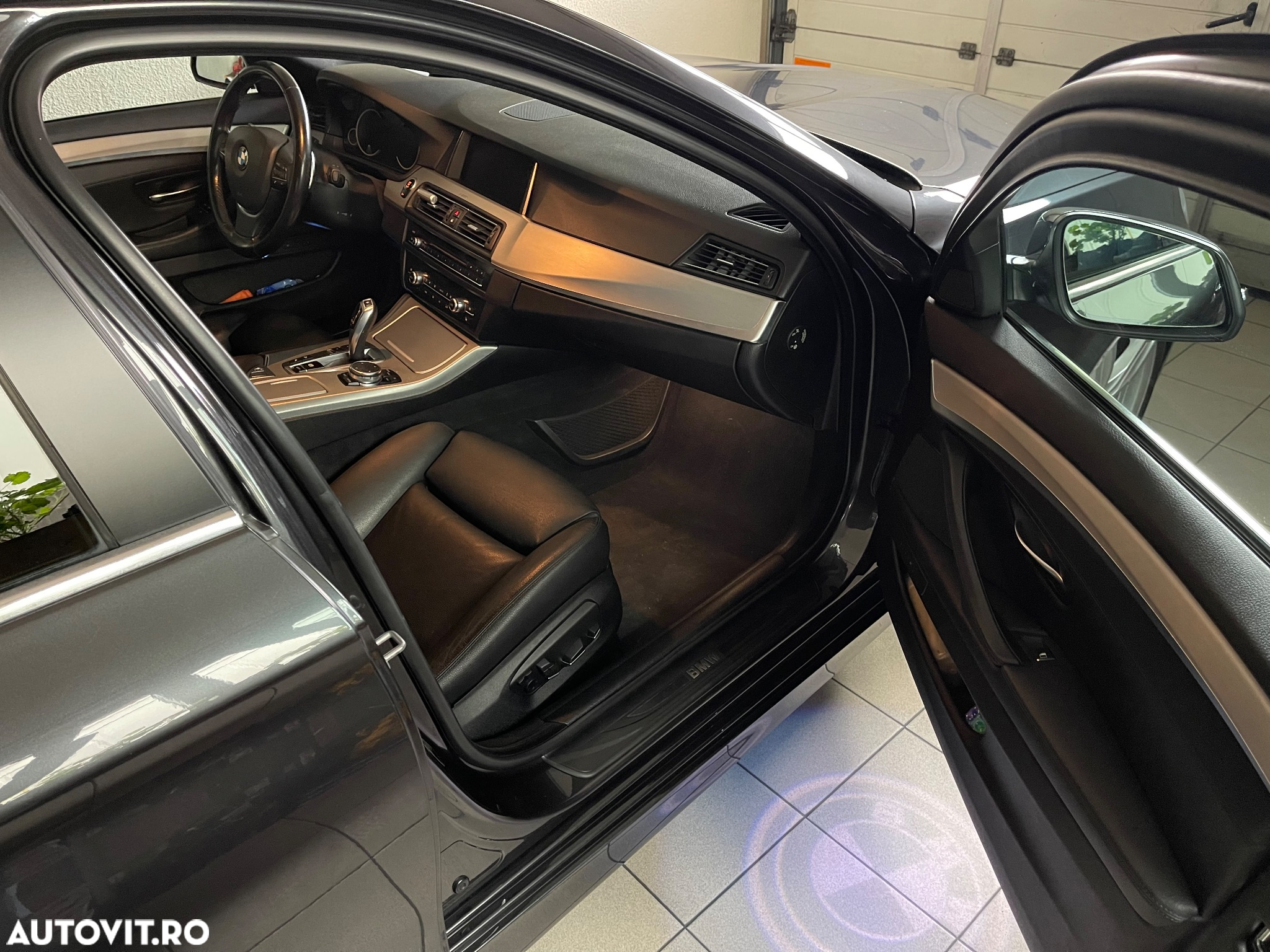 BMW Seria 5 520d xDrive Touring Aut. - 12