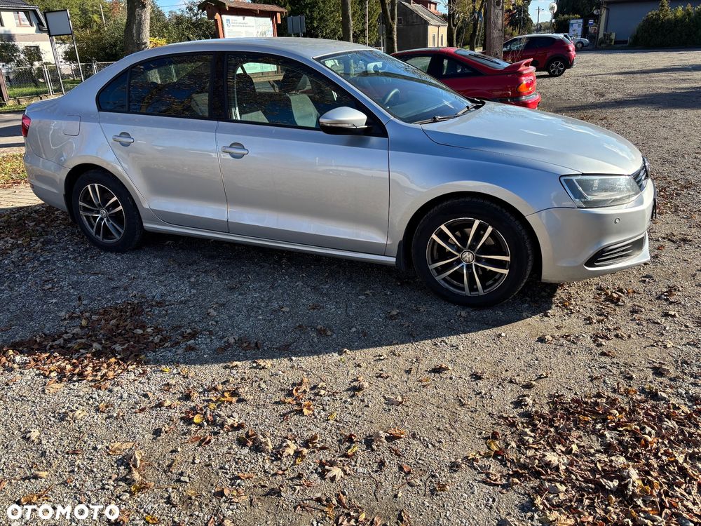 Volkswagen Jetta 2012 photo 4