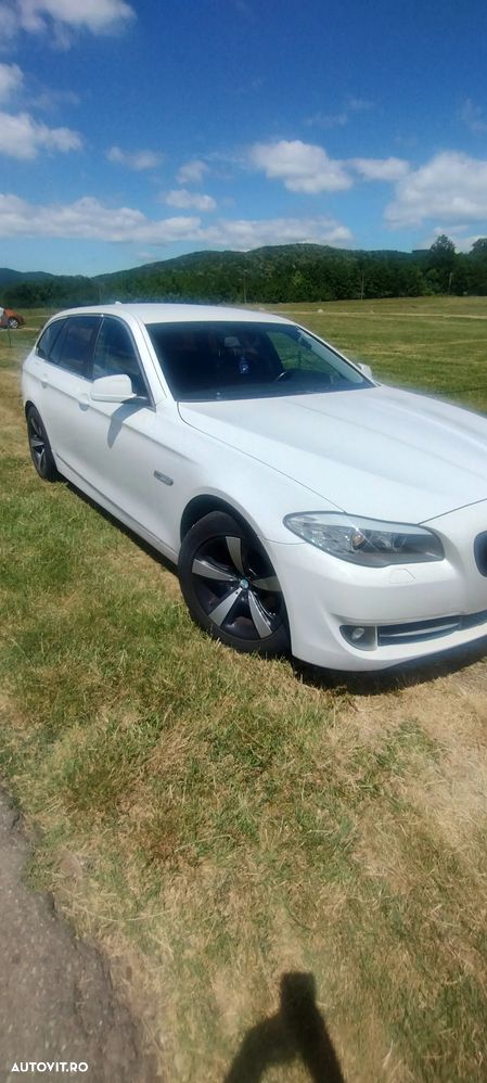 BMW Seria 5 520d - 4