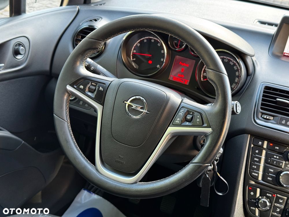 Opel Meriva 1.4 T Cosmo - 16