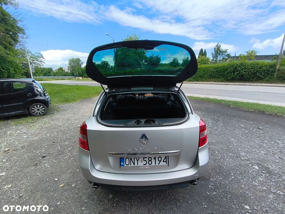 Renault Laguna dCi 150 FAP GT - 14
