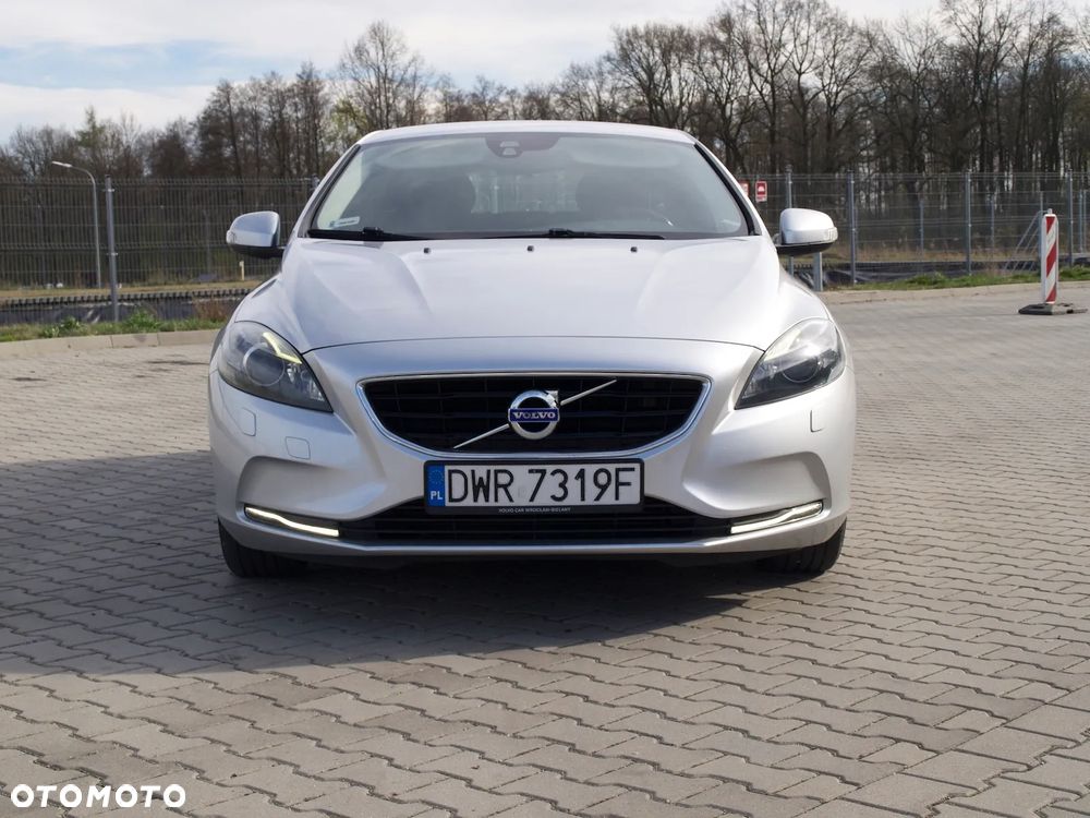 Volvo V40 - 2