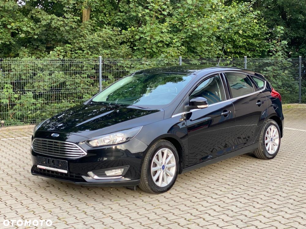 Ford Focus 1.0 EcoBoost Titanium - 36