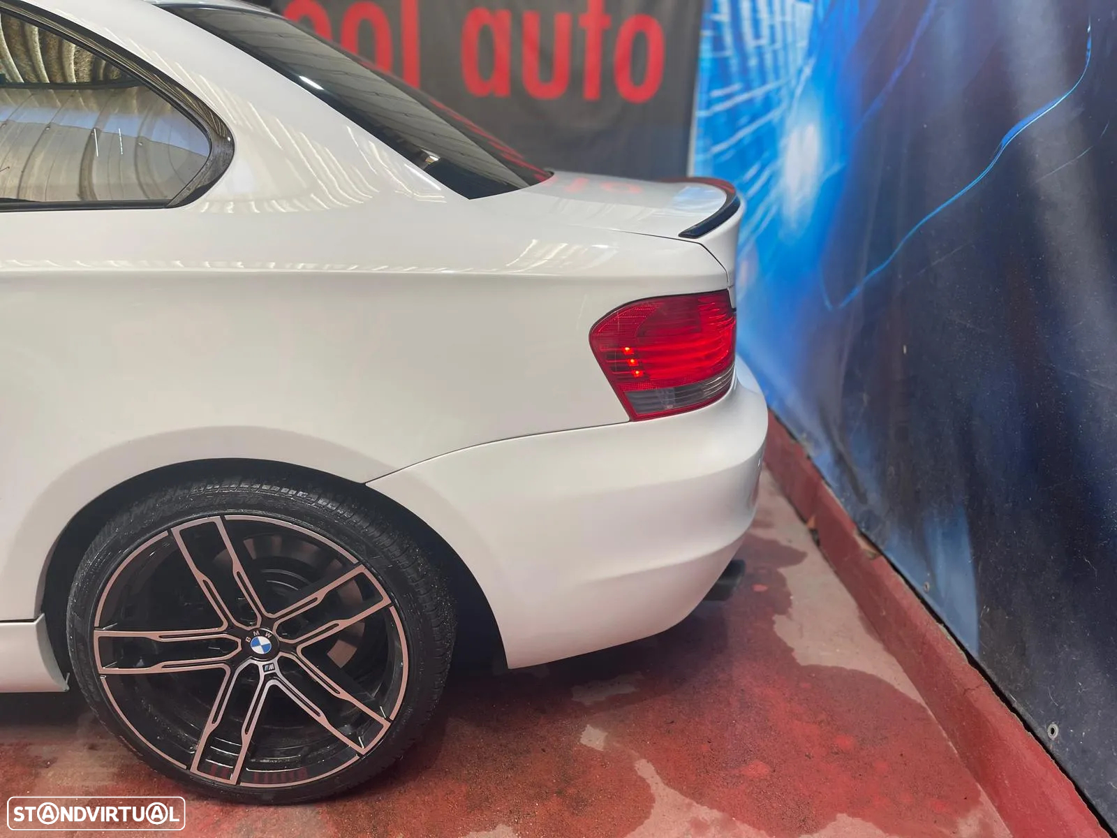 BMW 123 d Coupe Aut. Limited Edition Lifestyle c/ M Sport Pack - 25