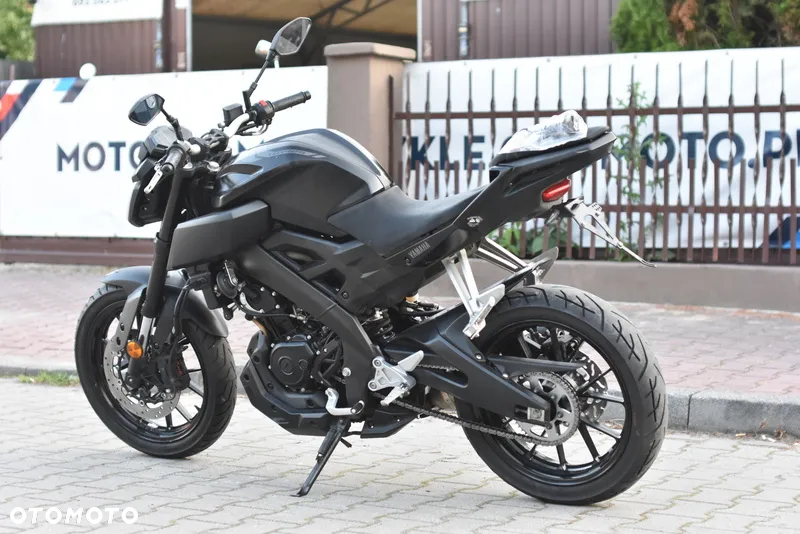 Yamaha MT - 17