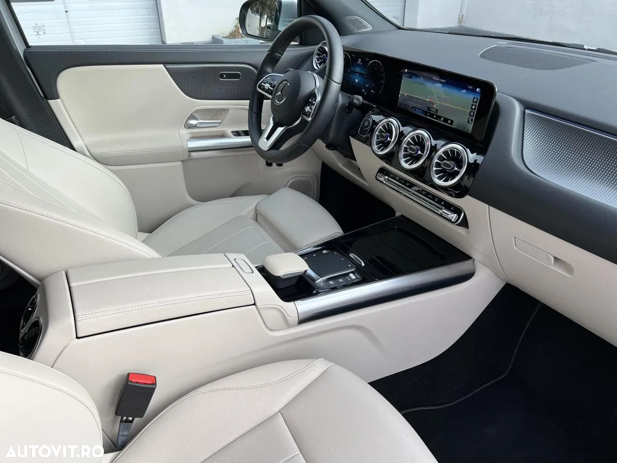 Mercedes-Benz GLA 250 e - 13
