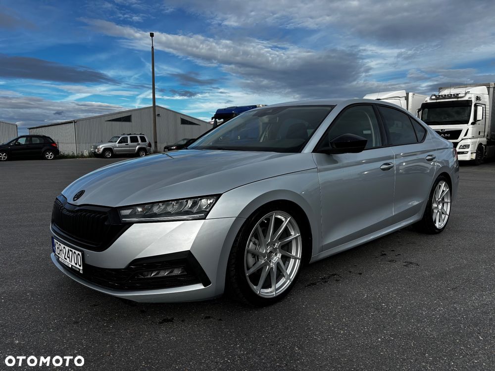 Skoda Octavia 2.0 TDI Ambition DSG - 1
