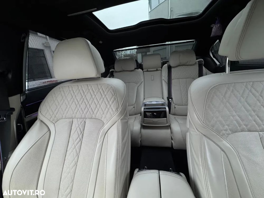 BMW Seria 7 740Ld xDrive - 25