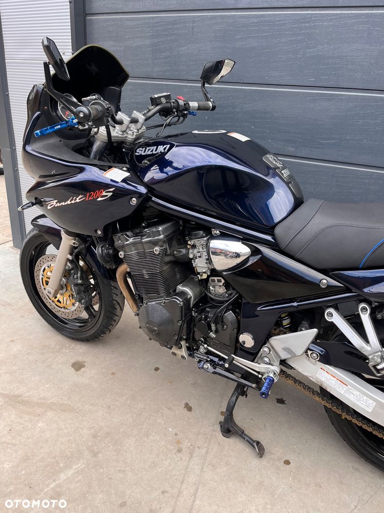 Suzuki Bandit - 24