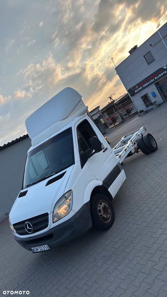 Mercedes-Benz Sprinter - 1