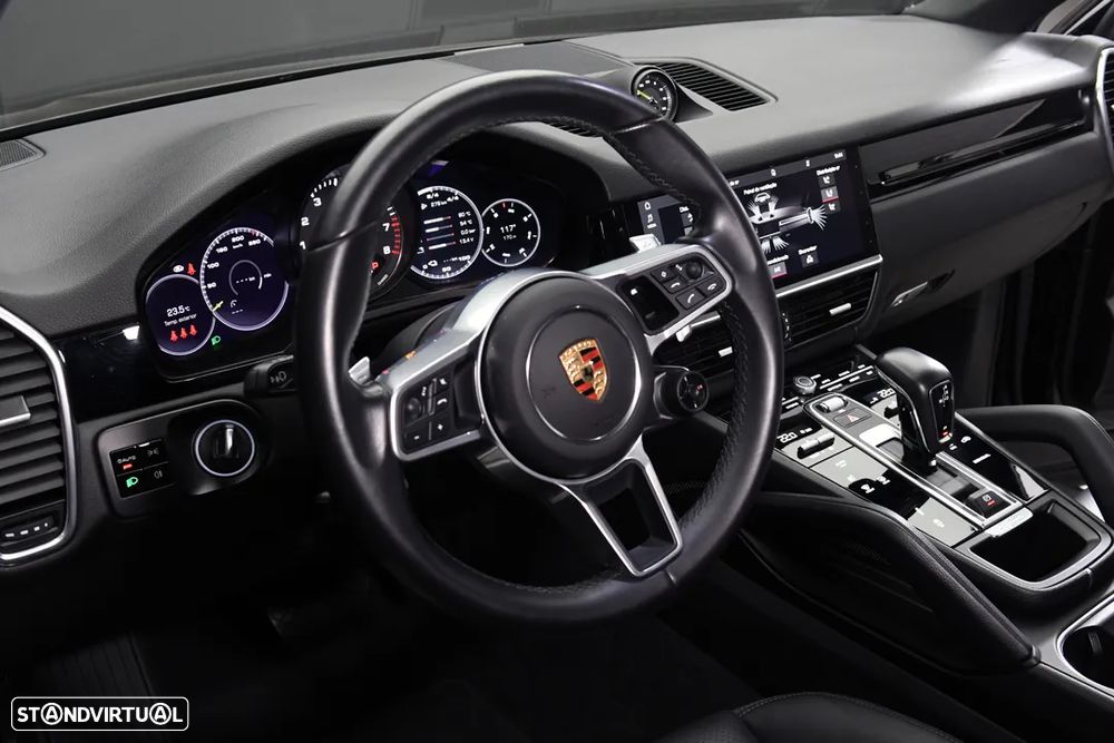 Porsche Cayenne Coupé E-Hybrid - 20