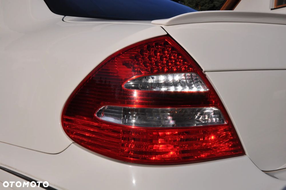 Mercedes-Benz Klasa E 500 Avantgarde - 29