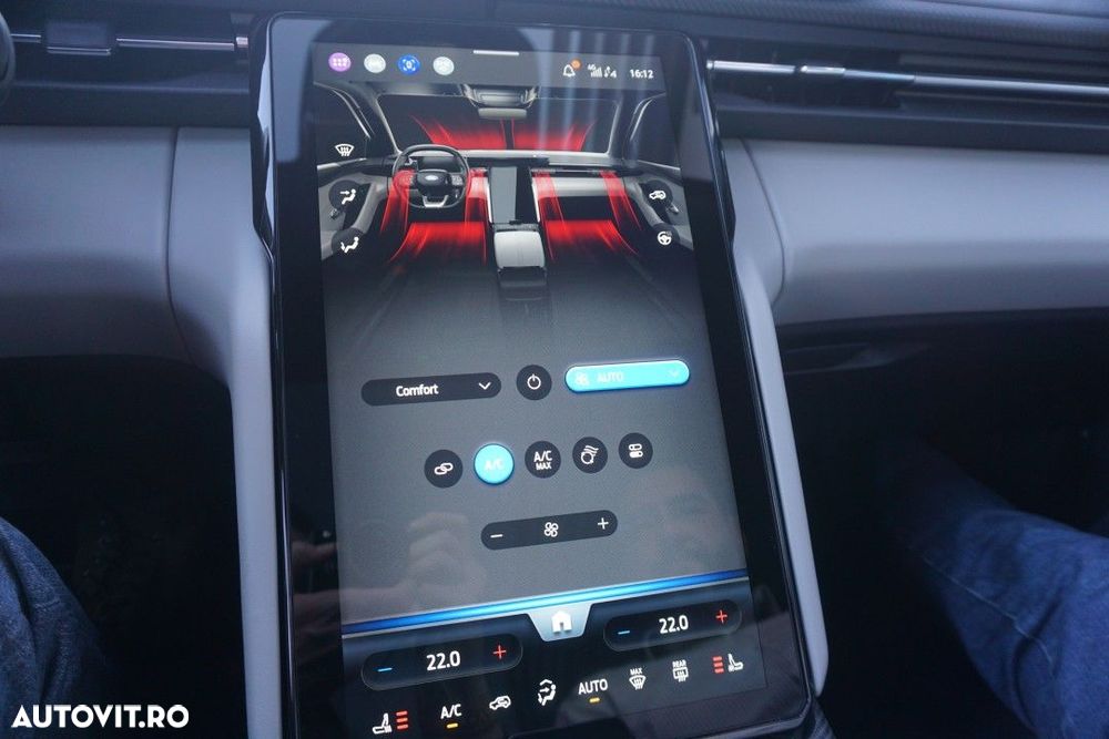 Ford Explorer RWD 77 kWh Extended Range Premium - 16