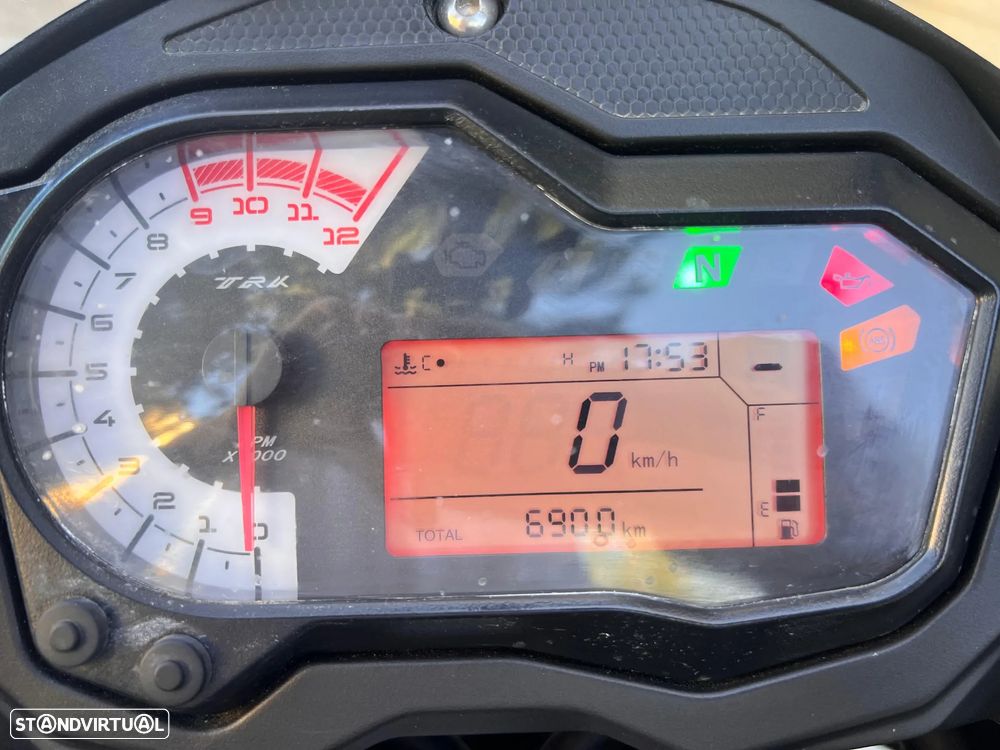 Benelli TRK 502 - 5