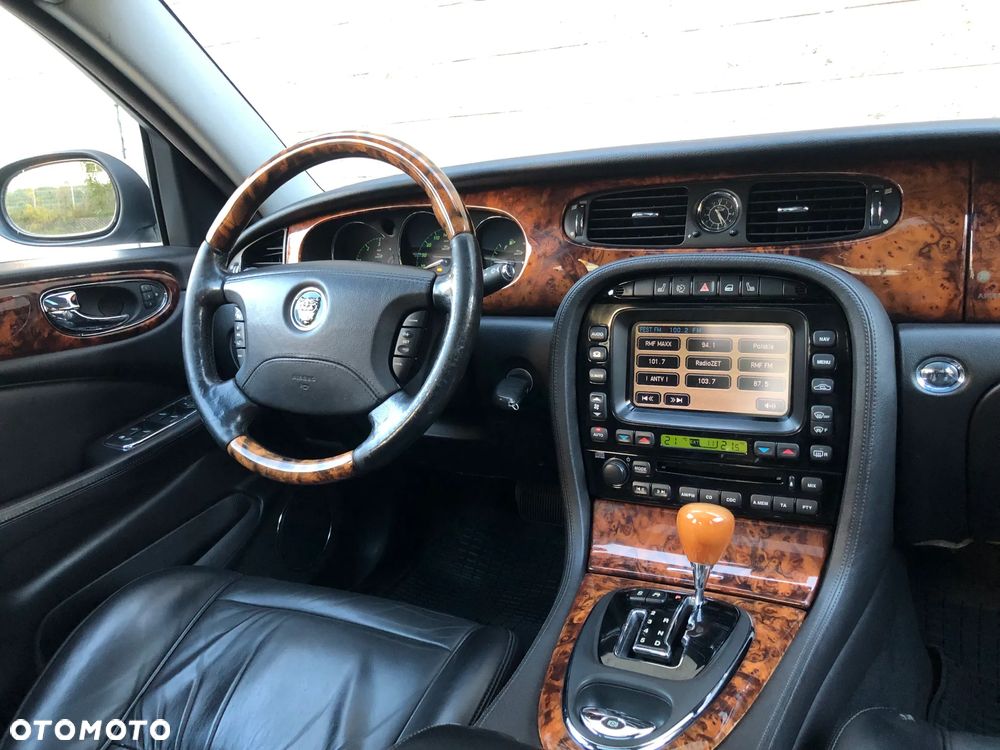 Jaguar XJ XJ6 2.7 D Executive - 12