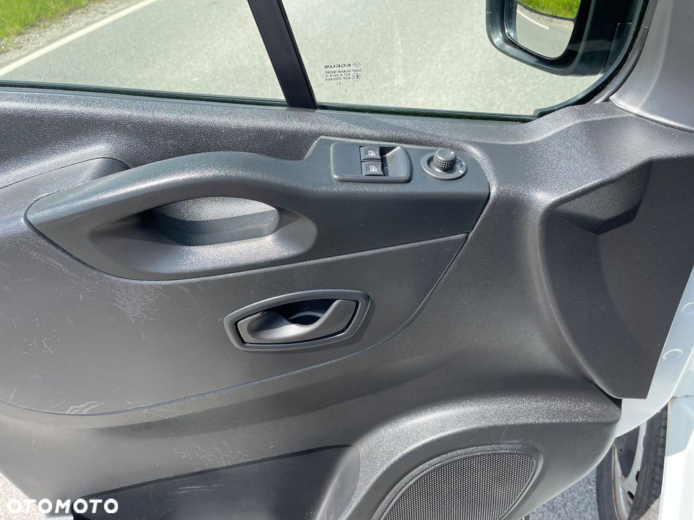 Renault Trafic - 20