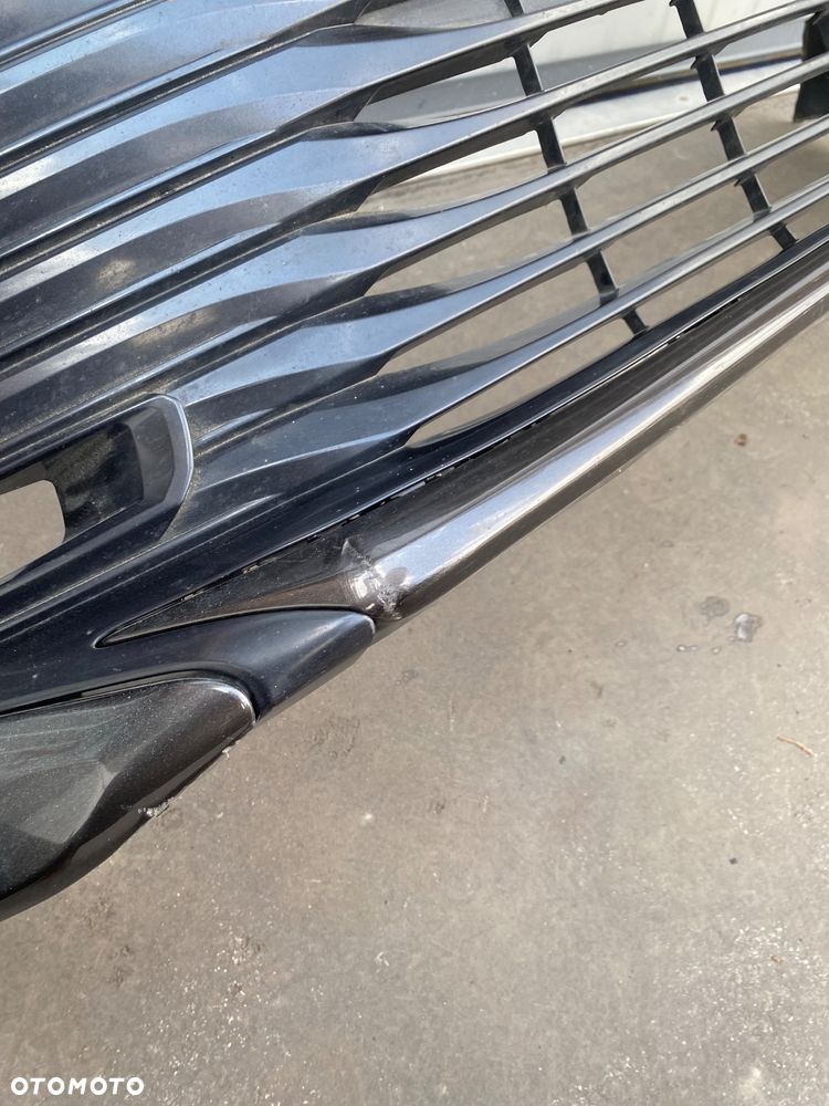 TOYOTA CAMRY 8 VIII ZDERZAK PRZÓD PRZEDNI OTWORY NA PDC i SPRYSKIWACZE 52119-33A50 XV70 XV 70 POSZYCIE ZDERZAKA + KRATKA ŚRODKOWA 53113-33020 Wwa - 11