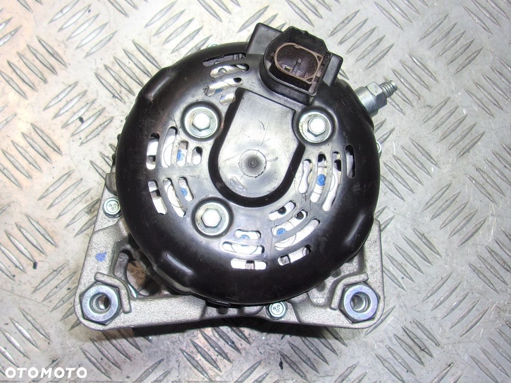 Fiesta MK6 Focus MK3 B Max Transit Courier - alternator 1.0 - 4