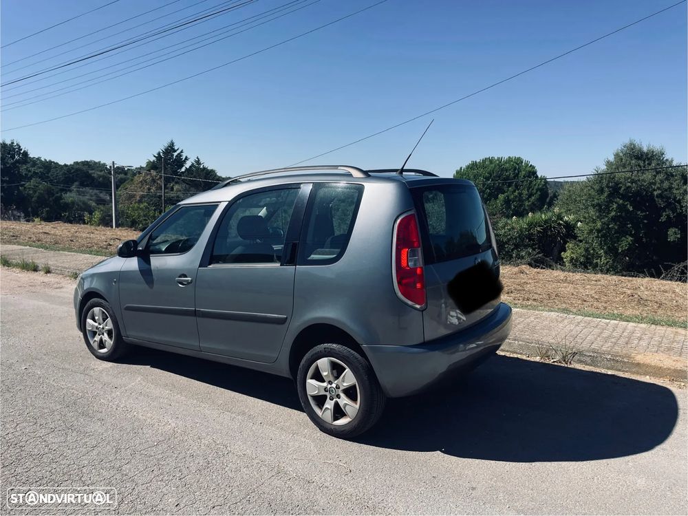 Skoda Roomster 1.6 TDI Elegance - 2