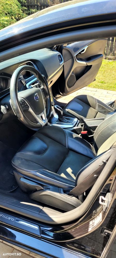 Volvo V40 D3 Geartronic - 9