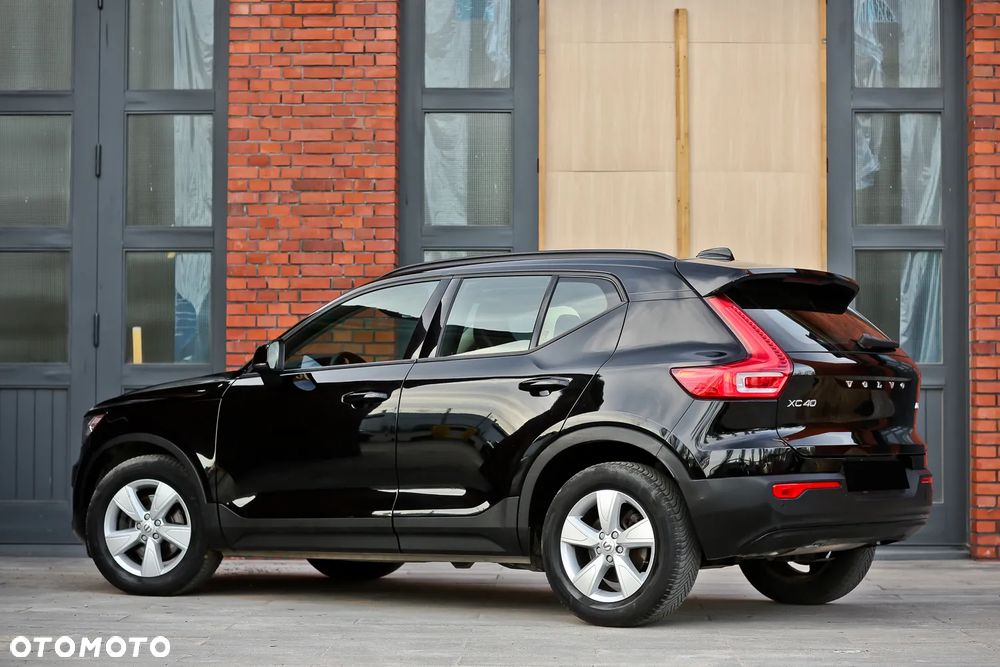 Volvo XC 40 D4 AWD Geartronic Inscription - 12