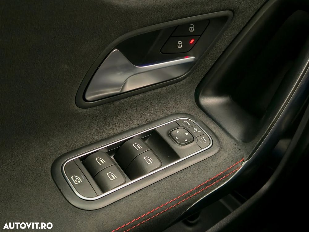 Mercedes-Benz CLA 250 e 8G-DCT AMG Line Advanced Plus - 26