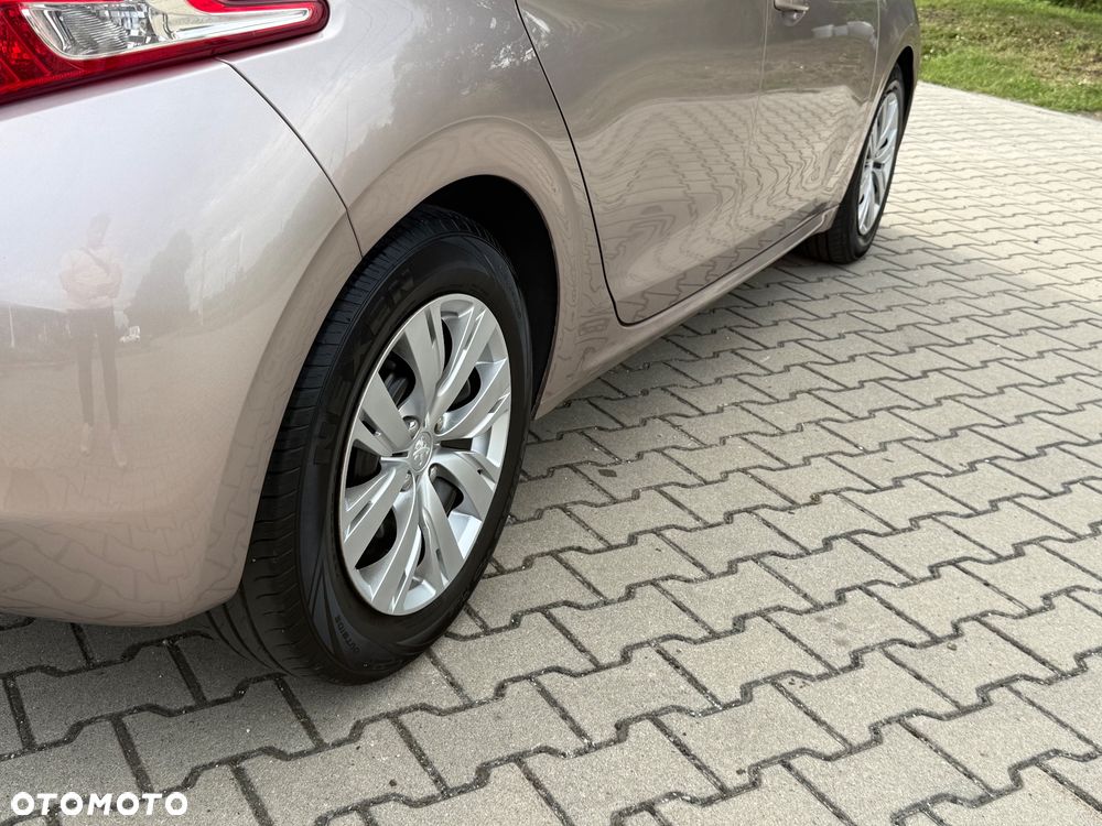 Peugeot 208 1.4 VTi Allure - 17