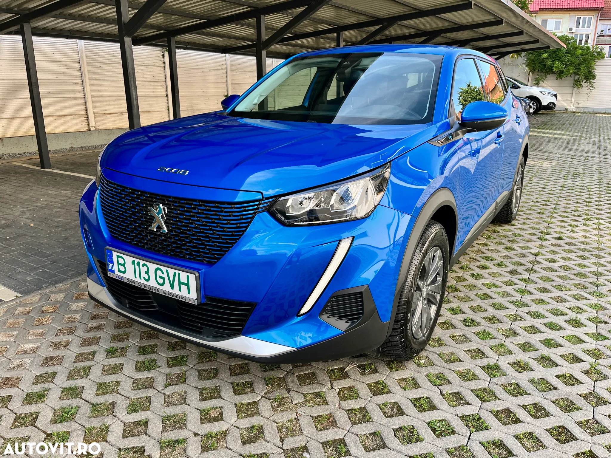 Peugeot 2008 e-2008 Allure - 4