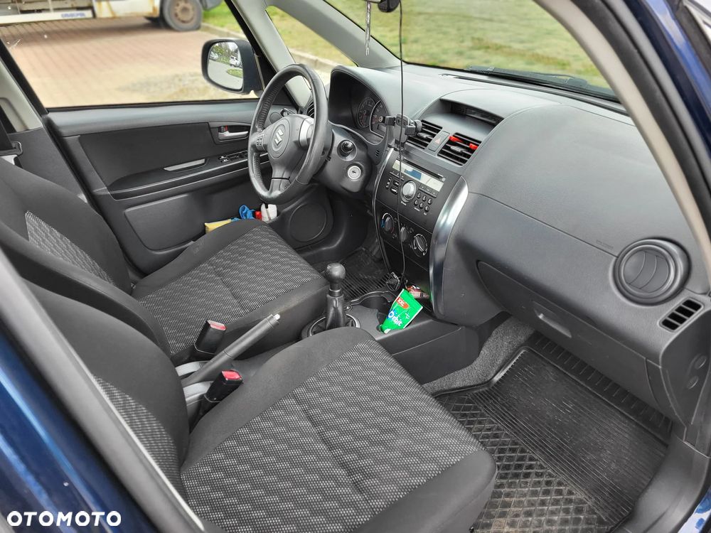 Suzuki SX4 1.6 VVT 4x2 Comfort - 10