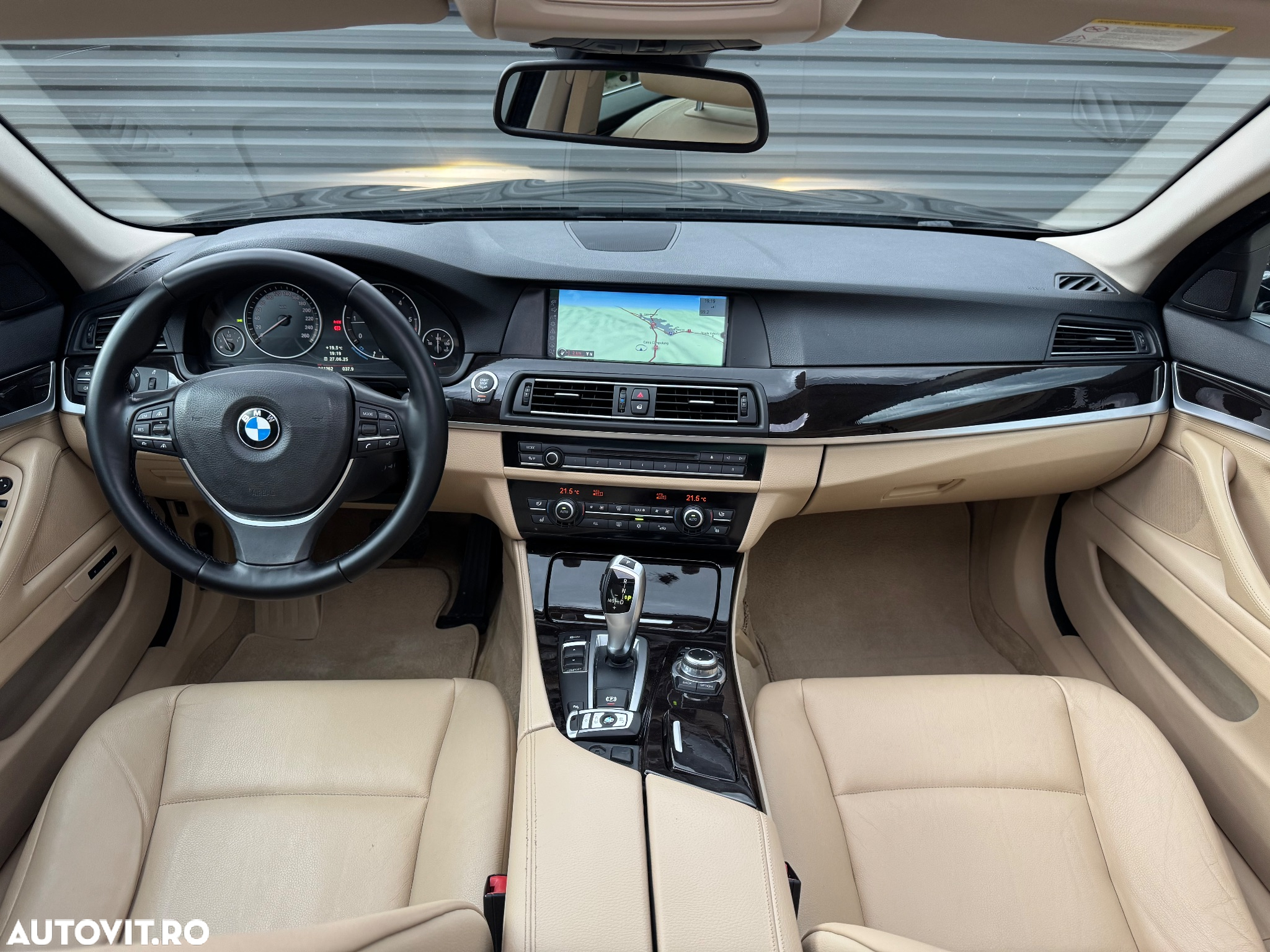 BMW Seria 5 520d Touring Aut. - 10