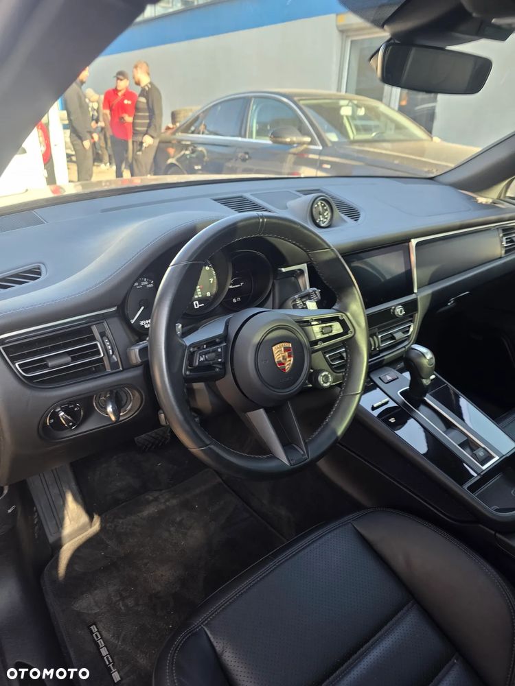 Porsche Macan T - 8