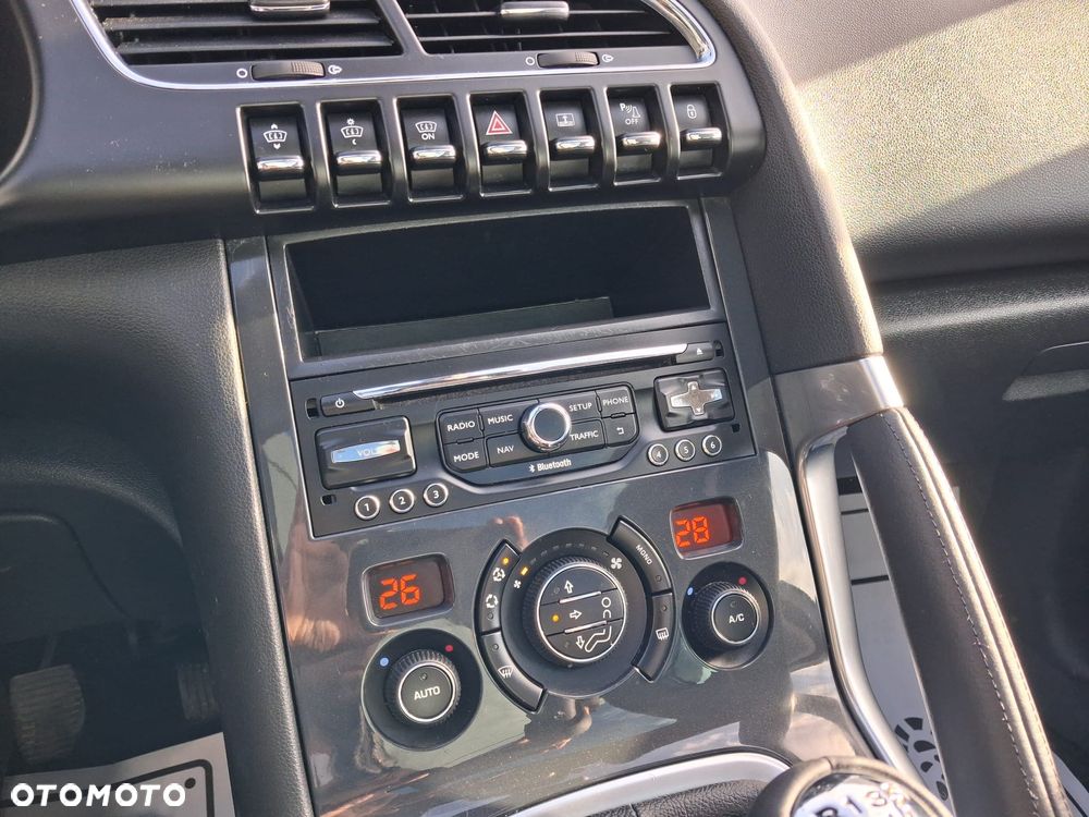 Peugeot 3008 PureTech 130 Stop & Start GPF Allure Business-Paket - 33