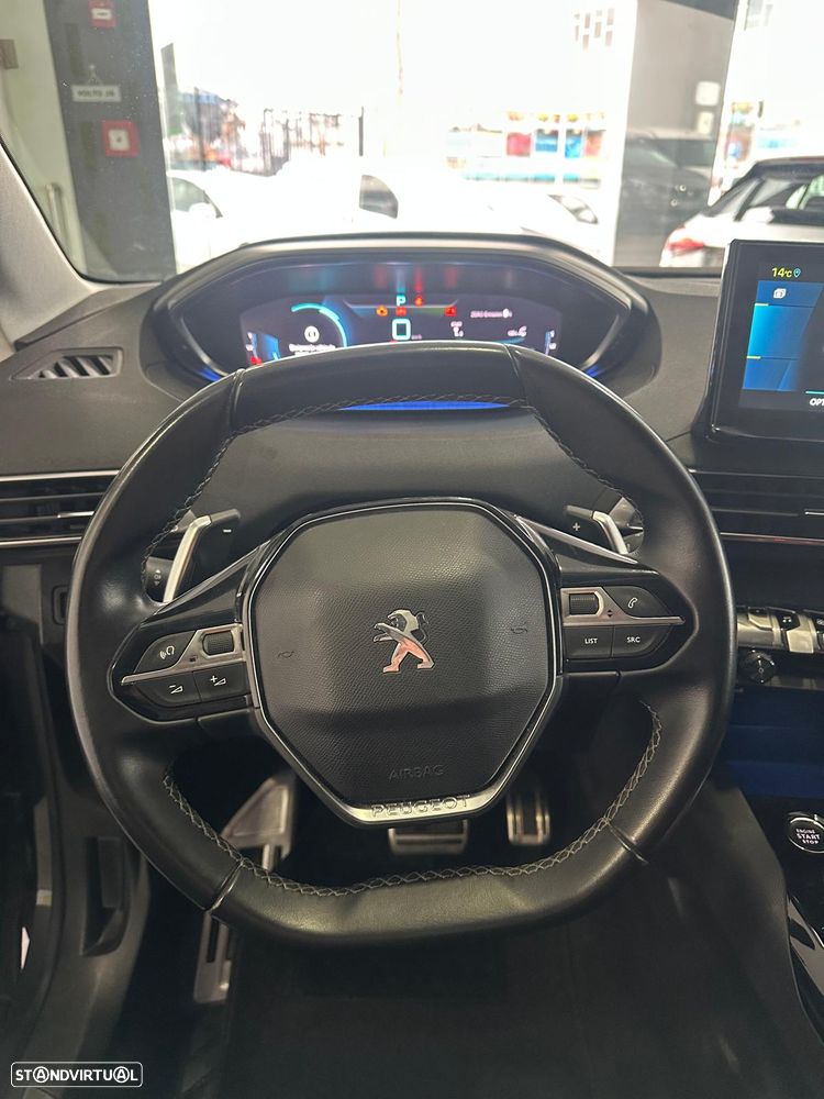 Peugeot 3008 225 e-EAT8 Roadtrip - 11
