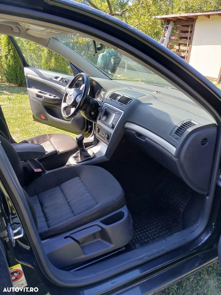 Skoda Octavia 2.0 TDI Business - 6