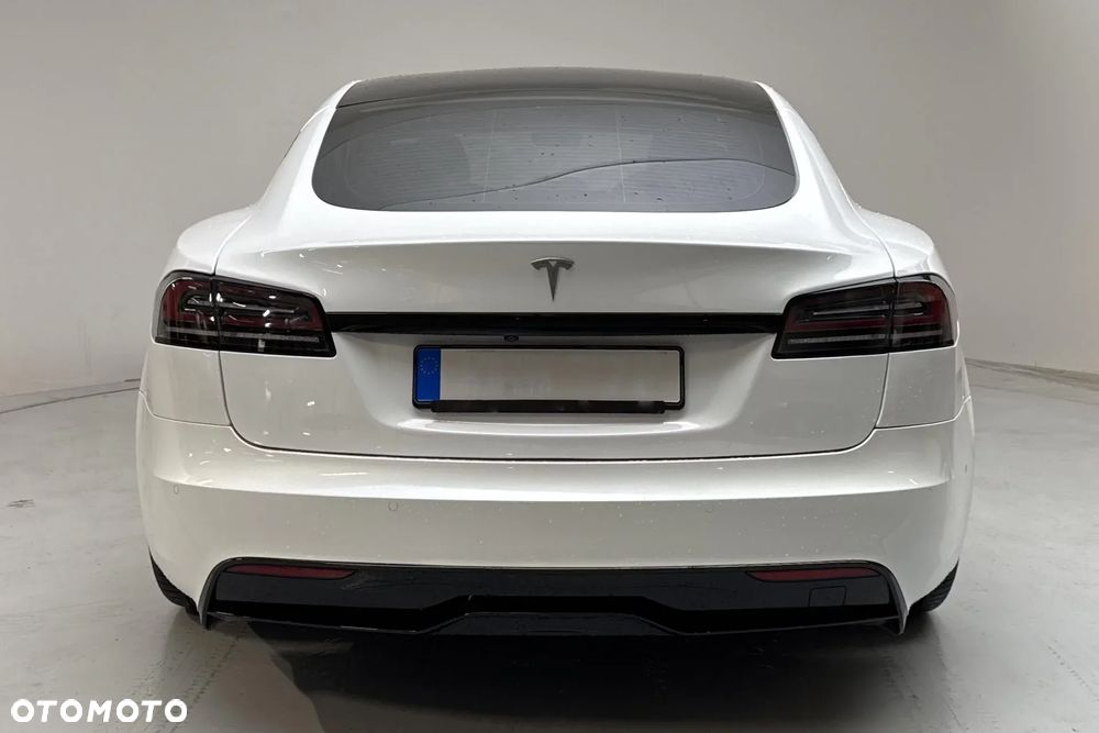 Tesla Model S Long Range - 5