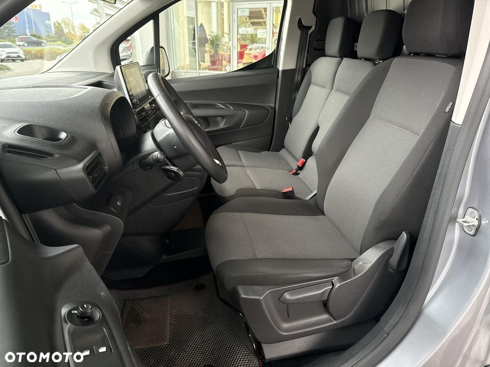 Toyota Proace City - 15