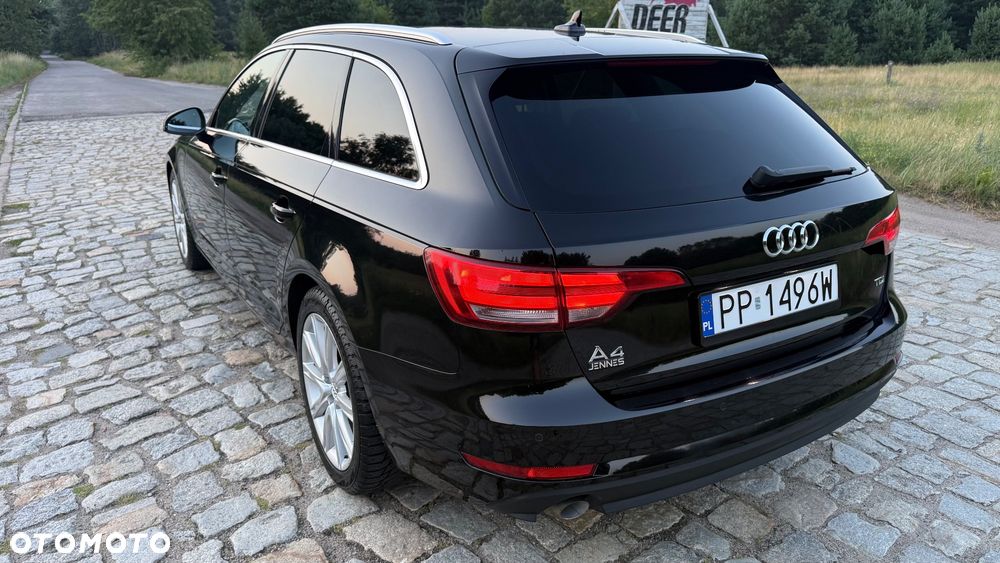 Audi A4 Avant 2.0 TDI ultra S tronic sport - 4