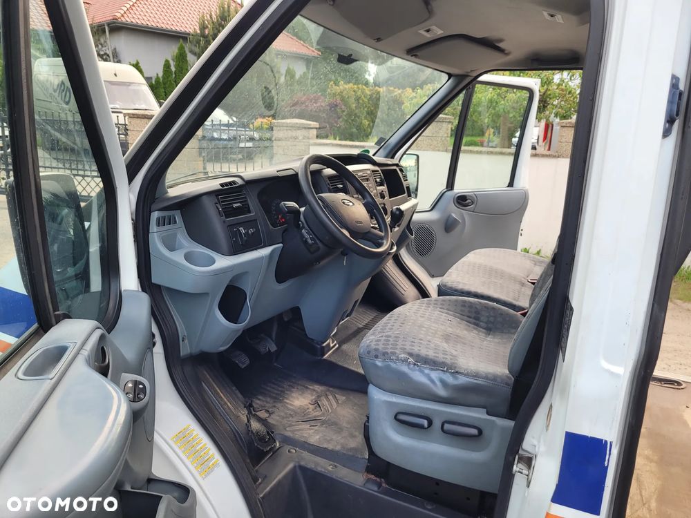 Ford Transit - 7