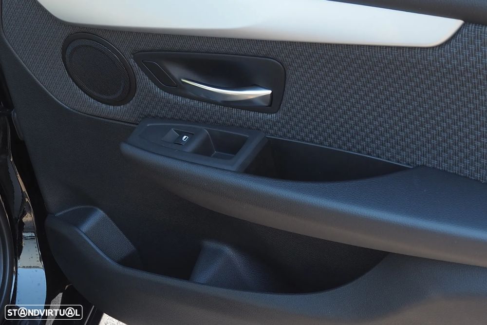 BMW 225xe Active Tourer iPerformance - 24