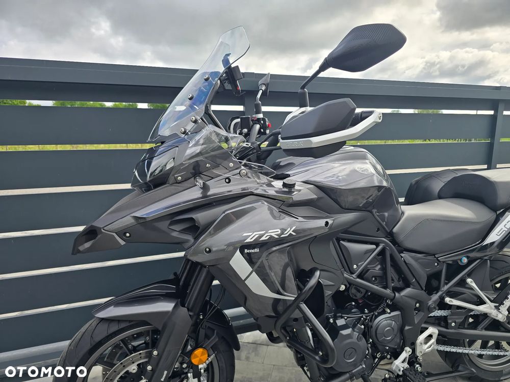 Benelli TRK 502 - 11