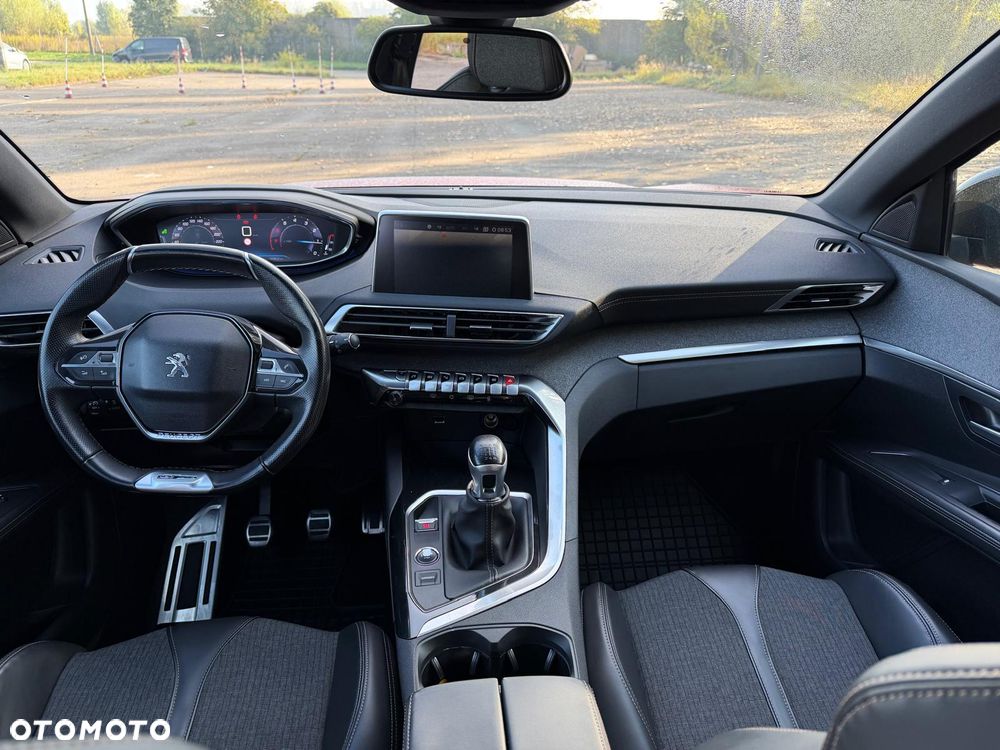Peugeot 3008 - 17
