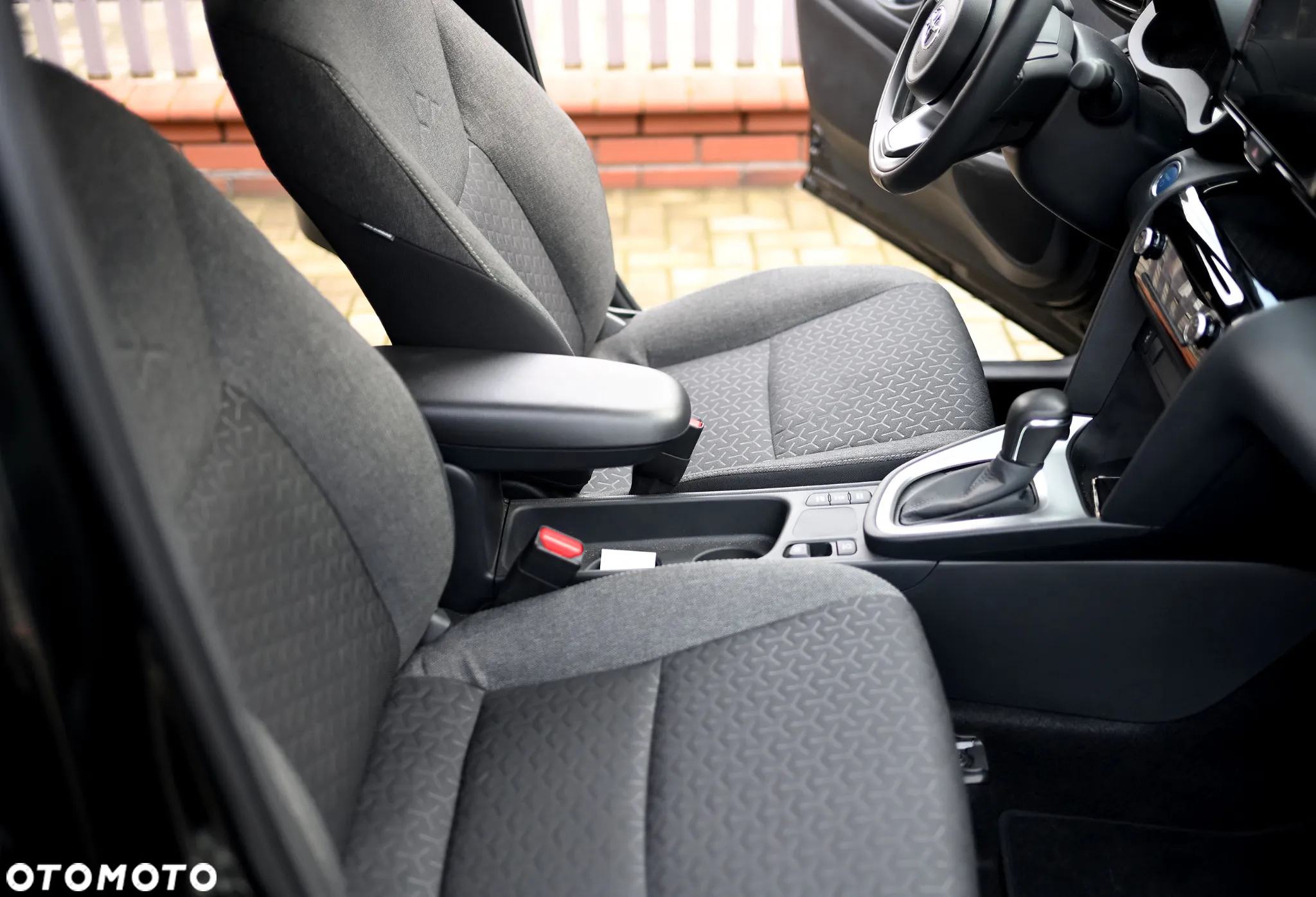 Toyota Yaris Cross Hybrid 1.5 Style - 17