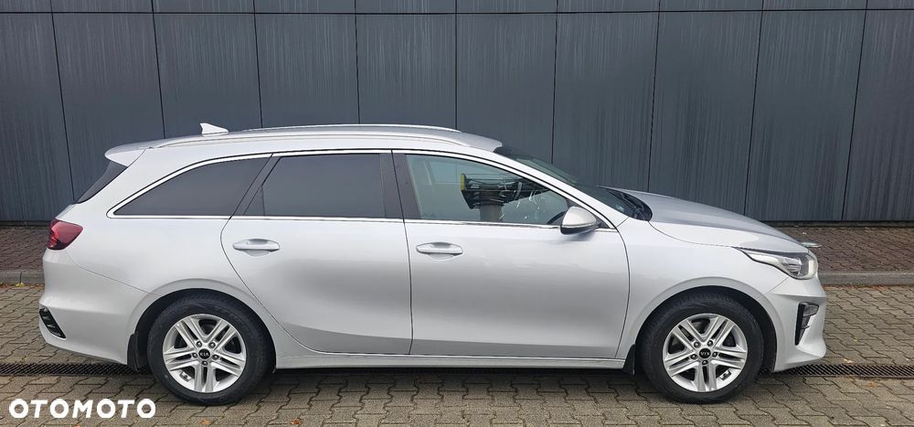 Kia Ceed 1.6 CRDi L Business Line DCT - 19