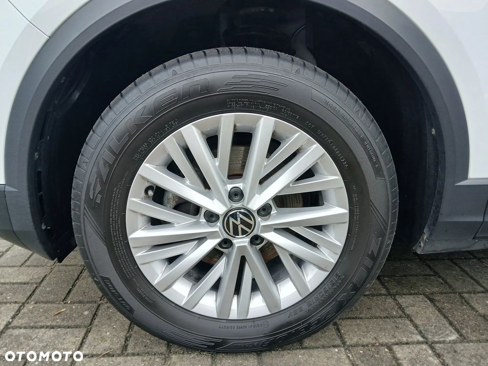 Volkswagen T-Roc 1.5 TSI Life - 32