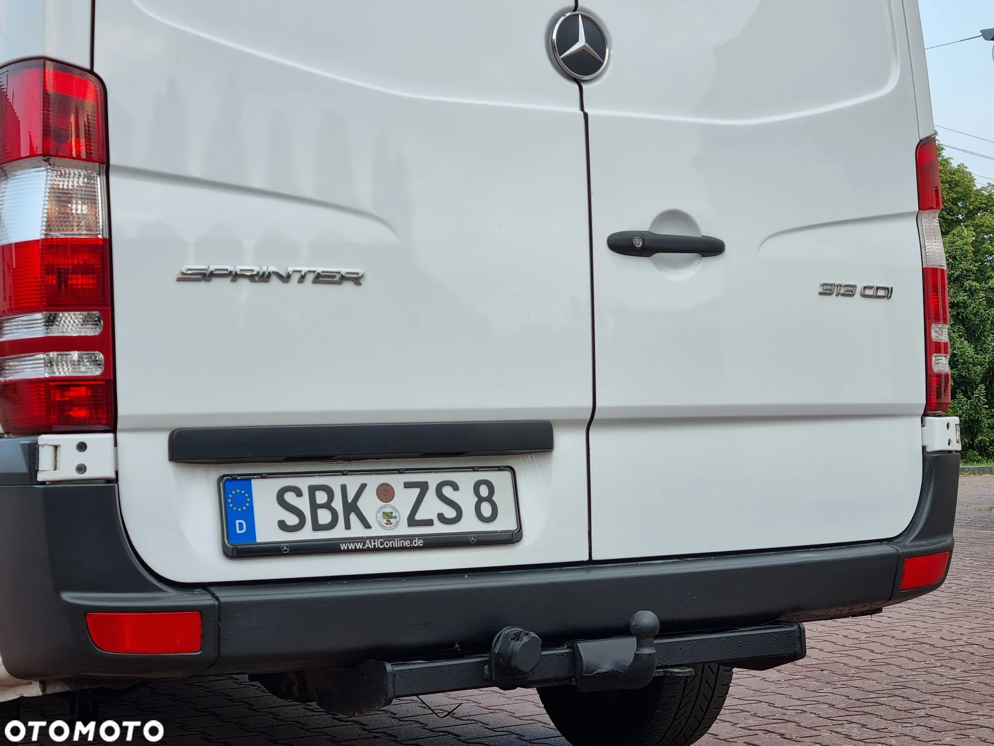 Mercedes-Benz Sprinter - 13