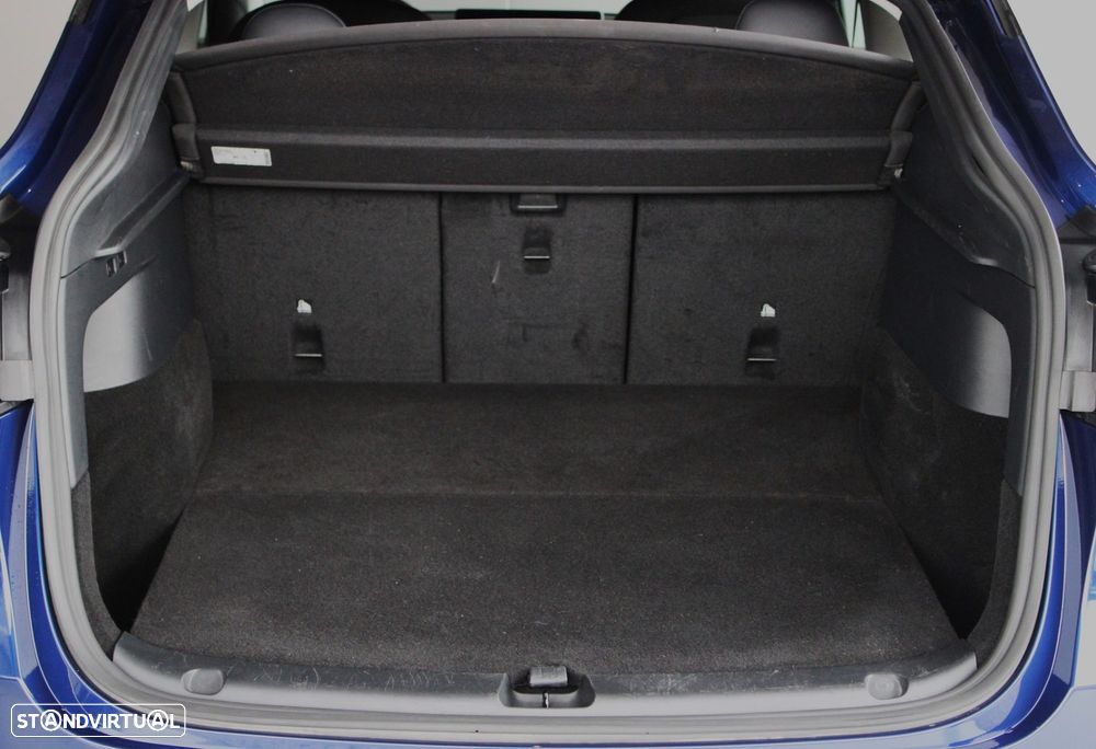 Tesla Model Y Long Range Dual Motor AWD - 14